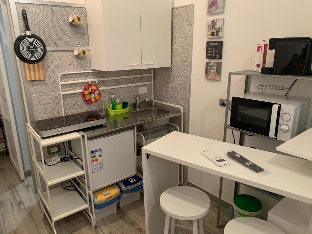 La Stanza Nel Borgo Appartement Bologna Buitenkant foto